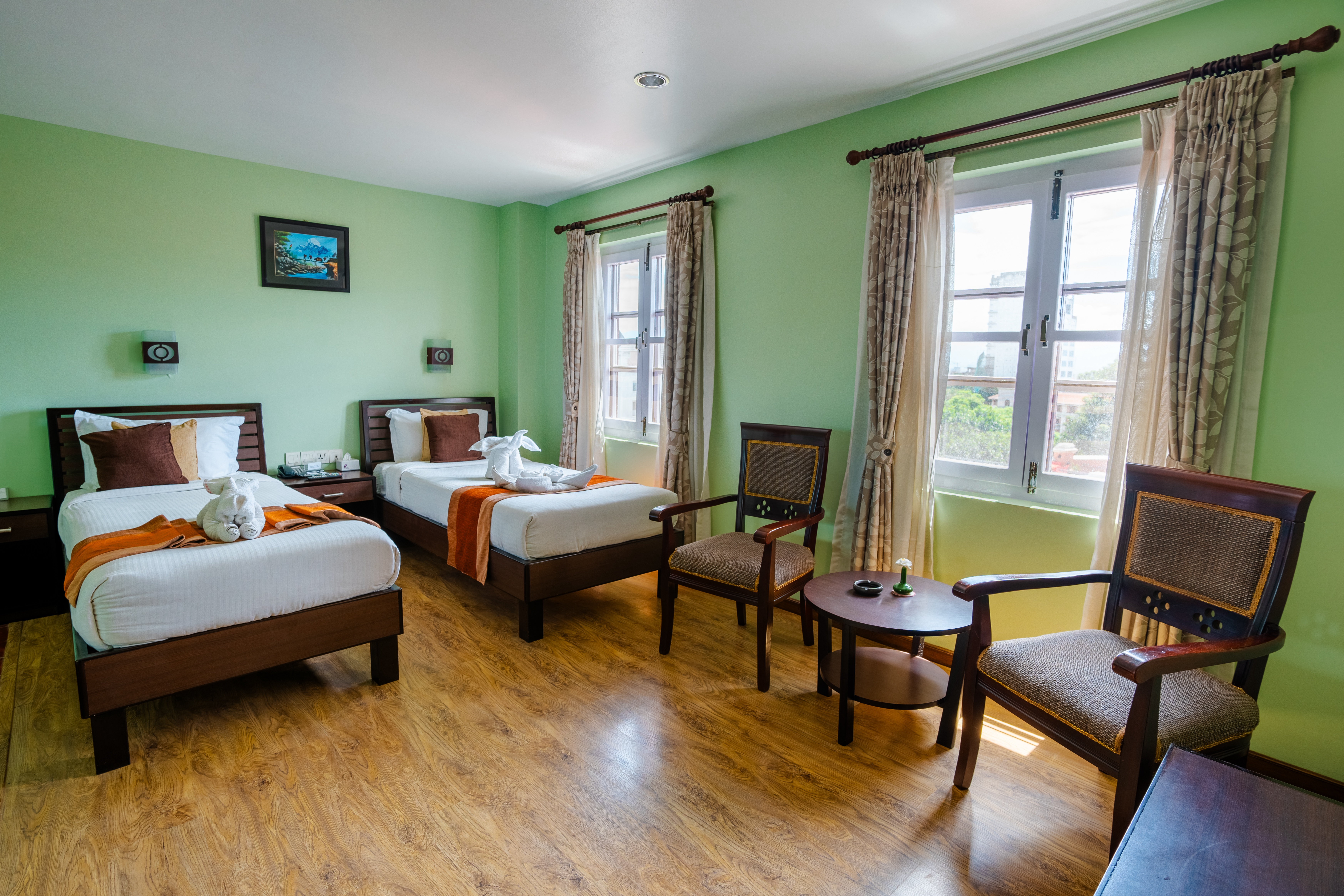 Deluxe Twin Sharing Room